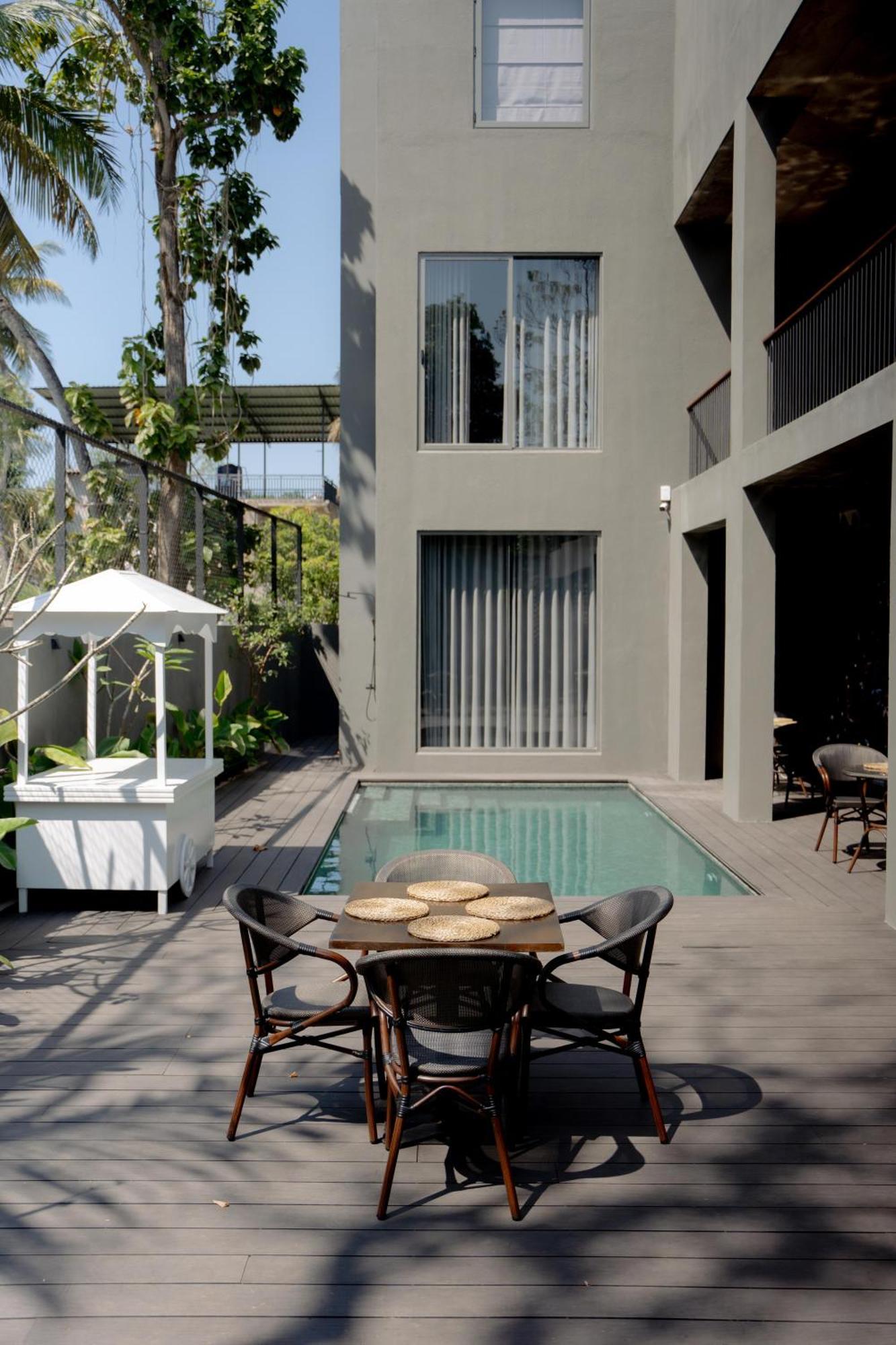 Bohemian Nest Hotel Negombo Exterior foto