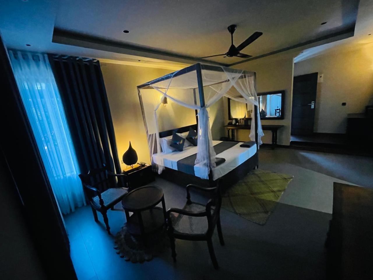 Bohemian Nest Hotel Negombo Exterior foto