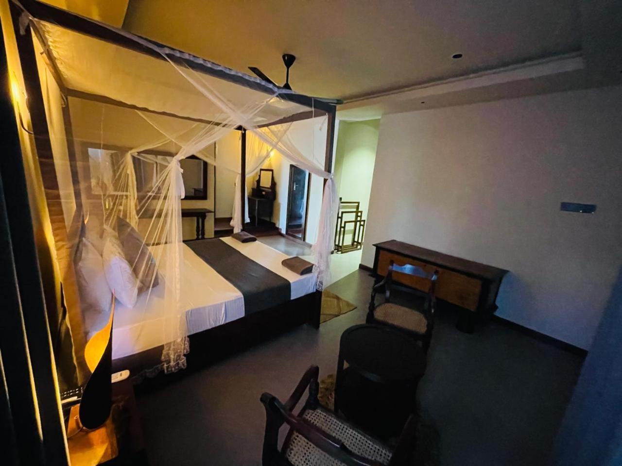 Bohemian Nest Hotel Negombo Exterior foto