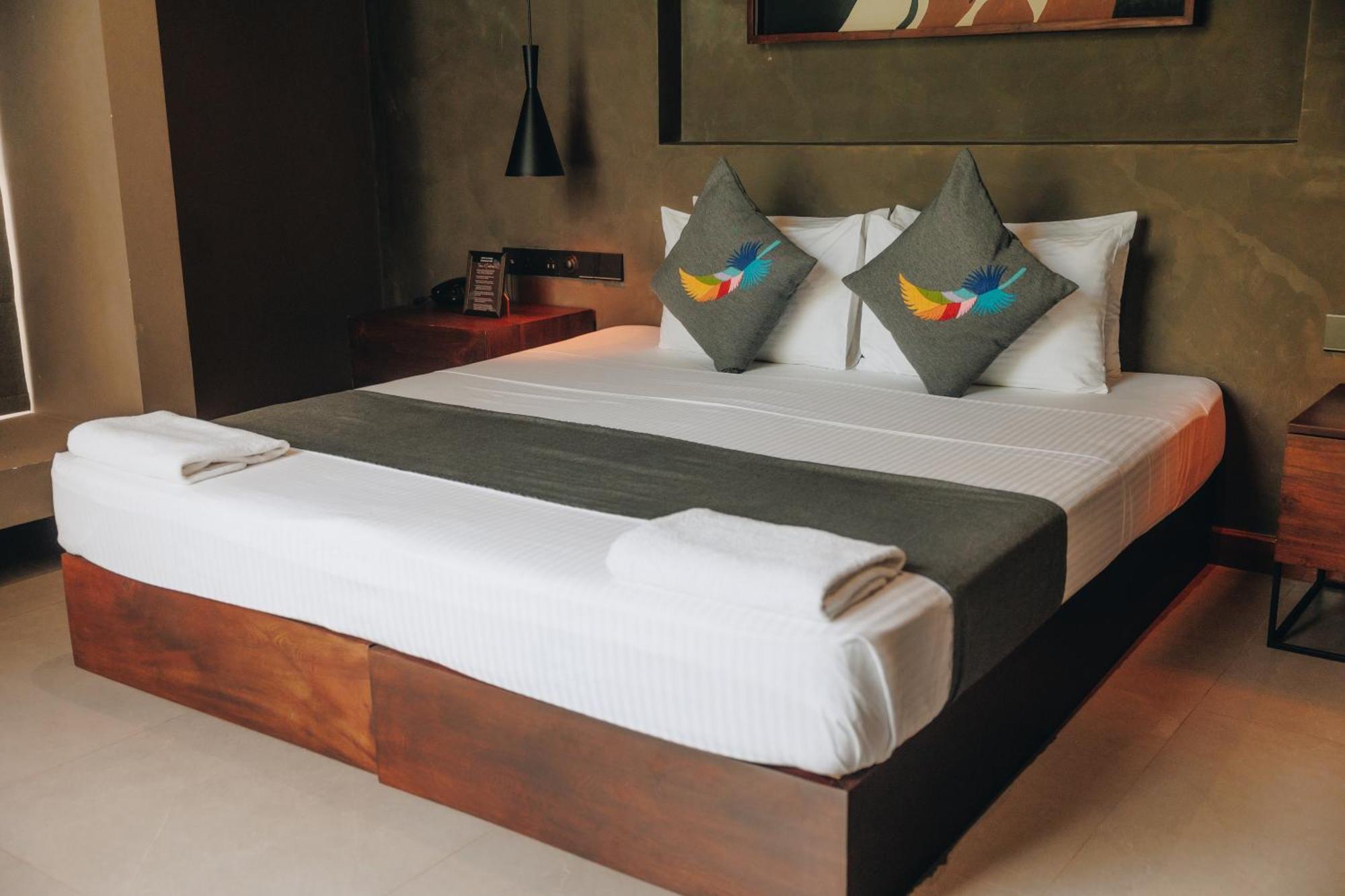 Bohemian Nest Hotel Negombo Exterior foto